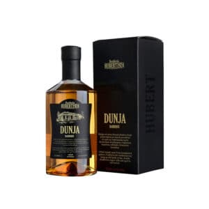 Traditional Dunja fruit brandy from Rakija.si, crafted with high-quality ingredients.